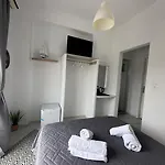 Nicole Santorini 3*