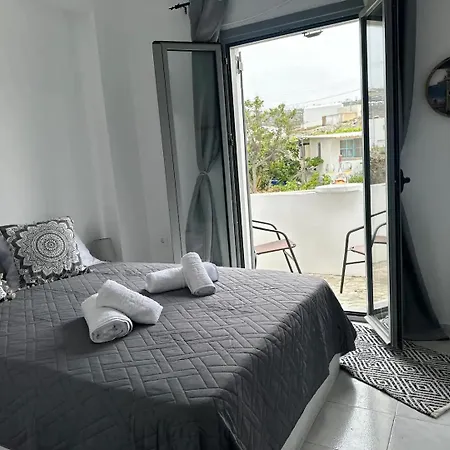 Nicole Santorini 3* Vóthon