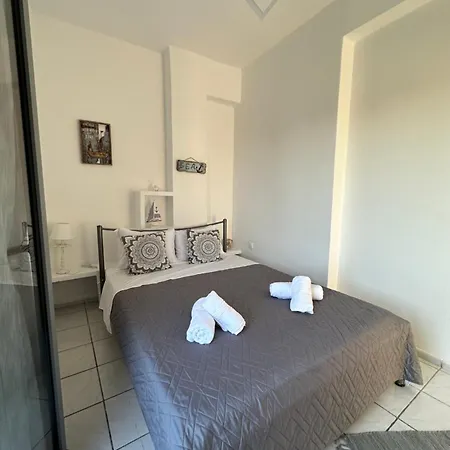 ゲストハウス Nicole Santorini