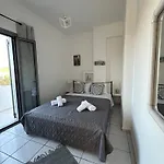 Nicole Santorini 3*