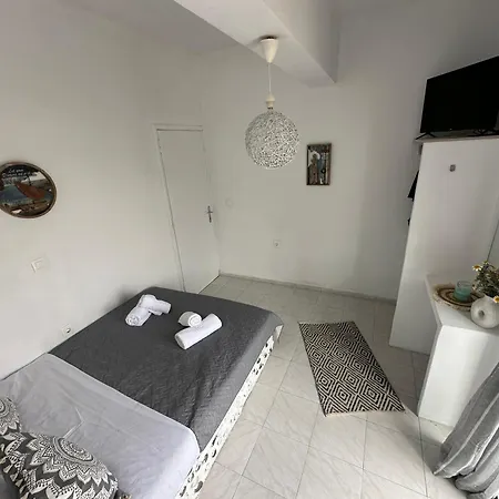 Nicole Santorini Penzion 3*